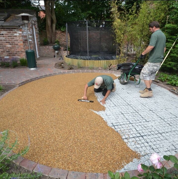 Anleitung zum Verlegen eines Steinteppichs